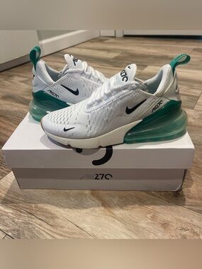 Nike Air Max 270 Stadium GreenWhite Sneakers Women’s Size 6.5 NIB AH6789-125